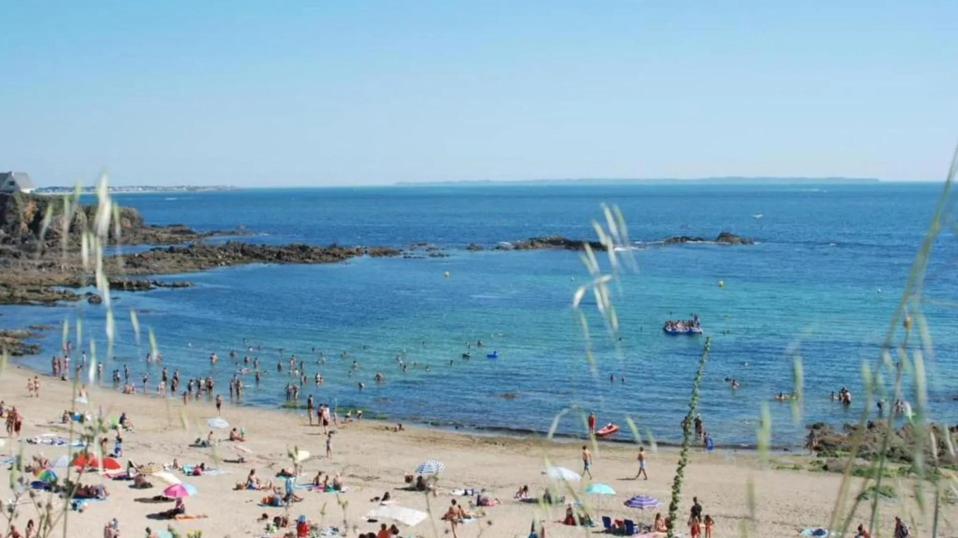 Apartment Is Approx 100 Metres From The Atlantic Le Pouldu