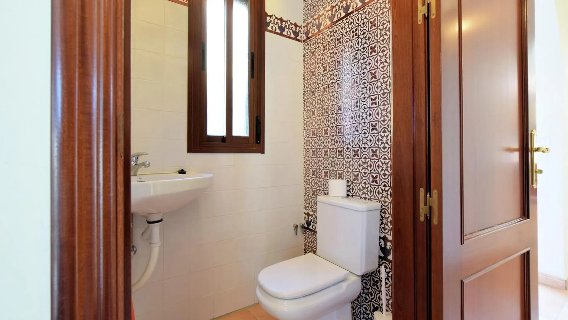 Apartment Is Approx 100 Metres From The Atlantic Le Pouldu