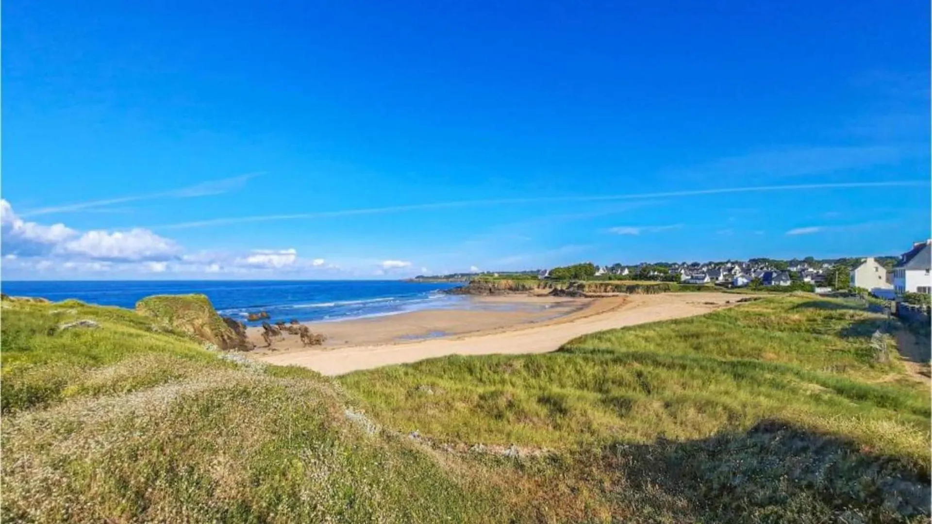 Apartment Is Approx 100 Metres From The Atlantic Le Pouldu