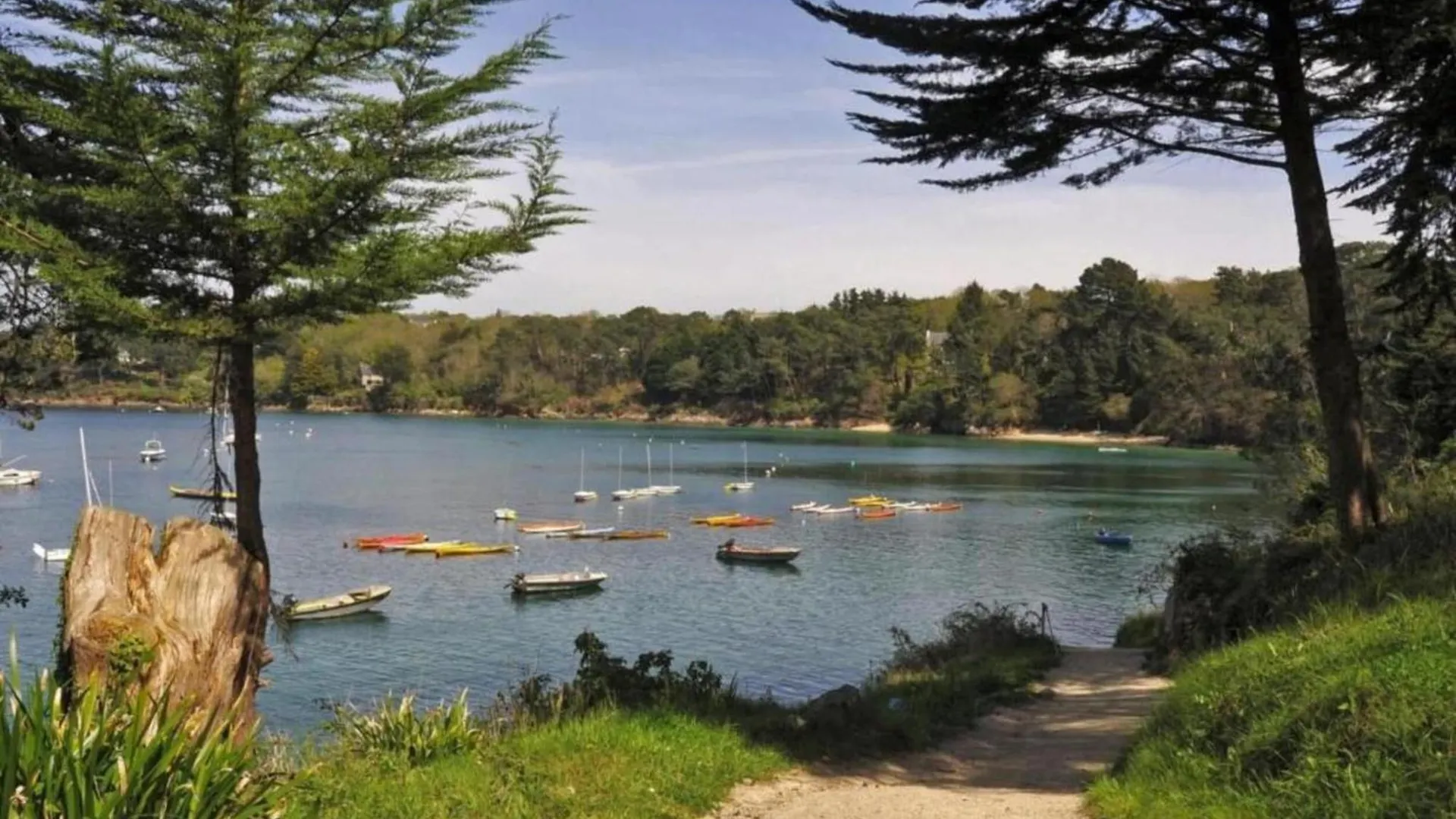 Apartment Is Approx 100 Metres From The Atlantic Le Pouldu