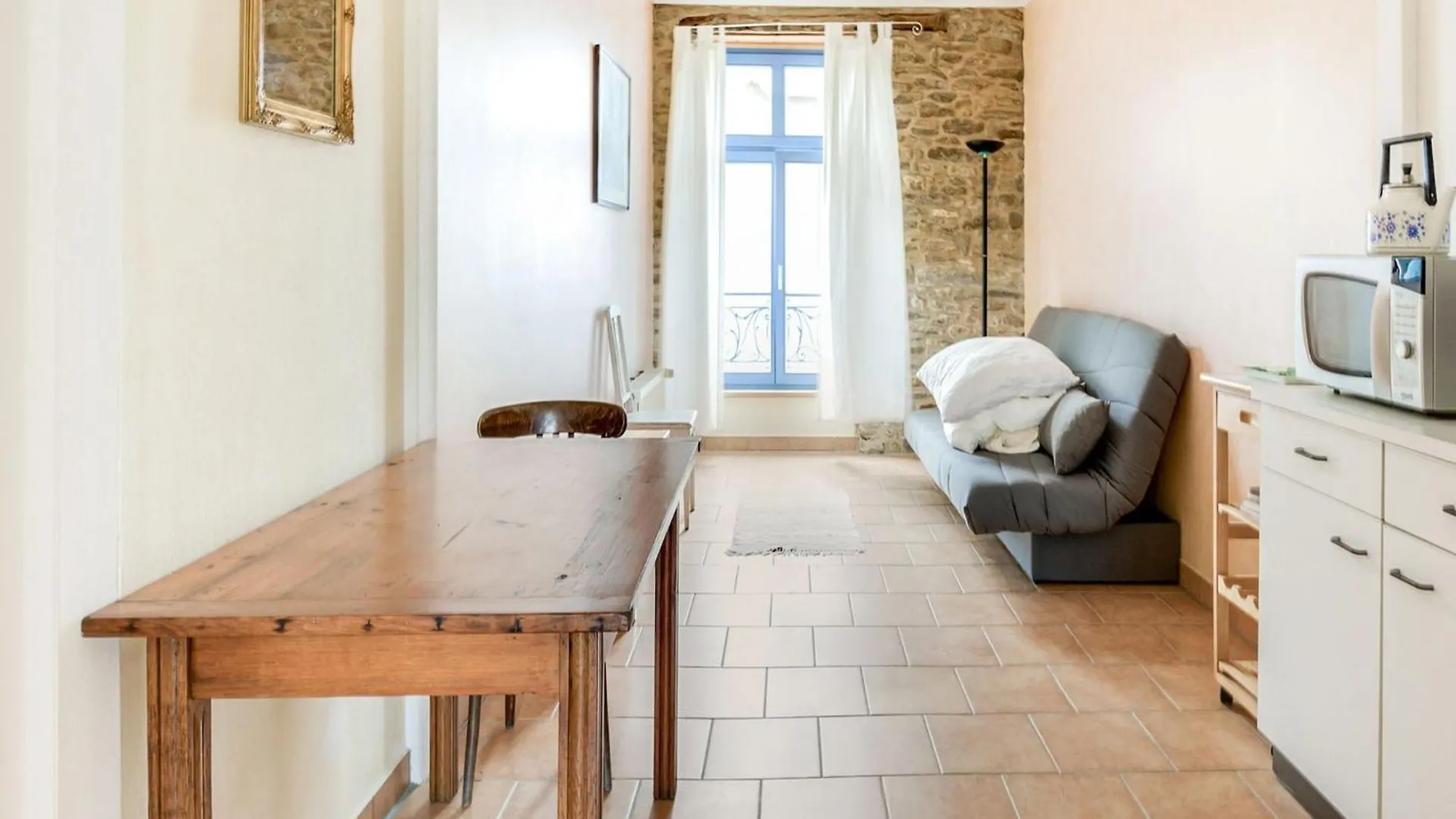 Apartment Is Approx 100 Metres From The Atlantic Le Pouldu